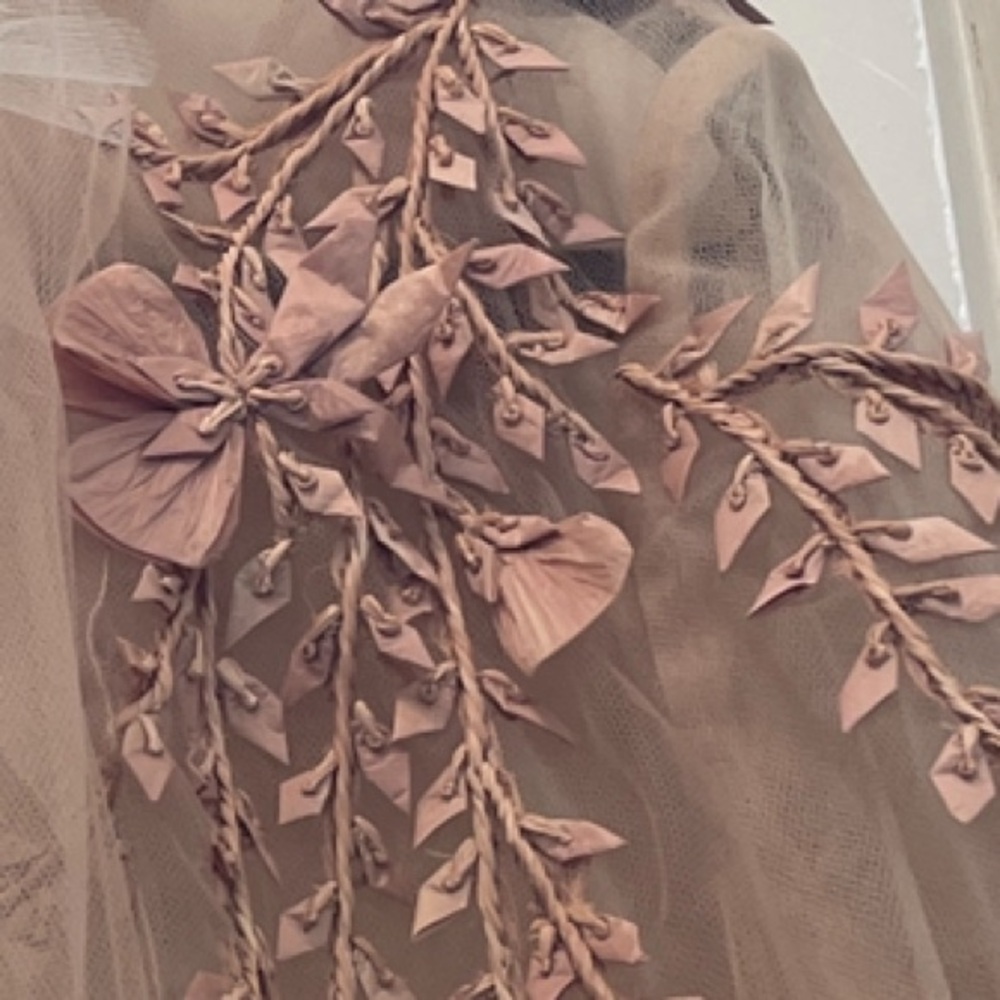 Oscar de la Renta tulle nude Floral embroidered jacket - Picture 2 of 8